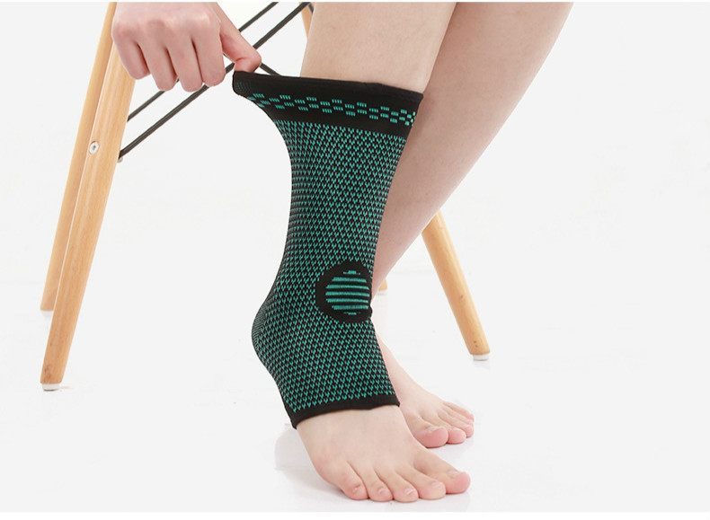 Knitted Sports Ankle Brace Compression Sleeve